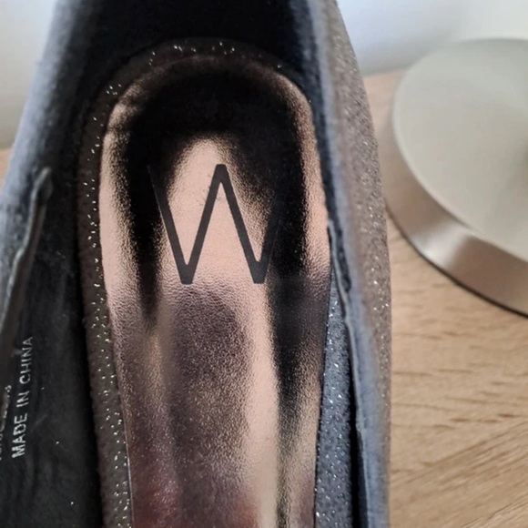 Chic Chain-Embellished Peep-Toe Heels - Picture 3 of 3